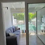 Sevinc Akasya House *