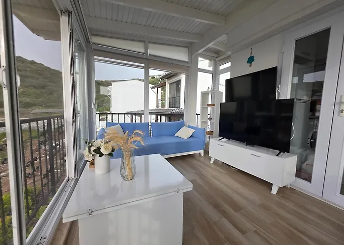 Lägenhet Sevinc Akasya House